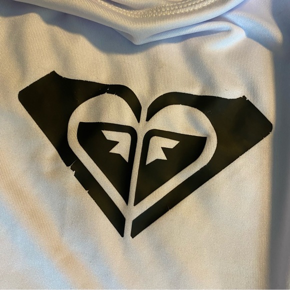 Roxy White Rashguard XL - Picture 3 of 5
